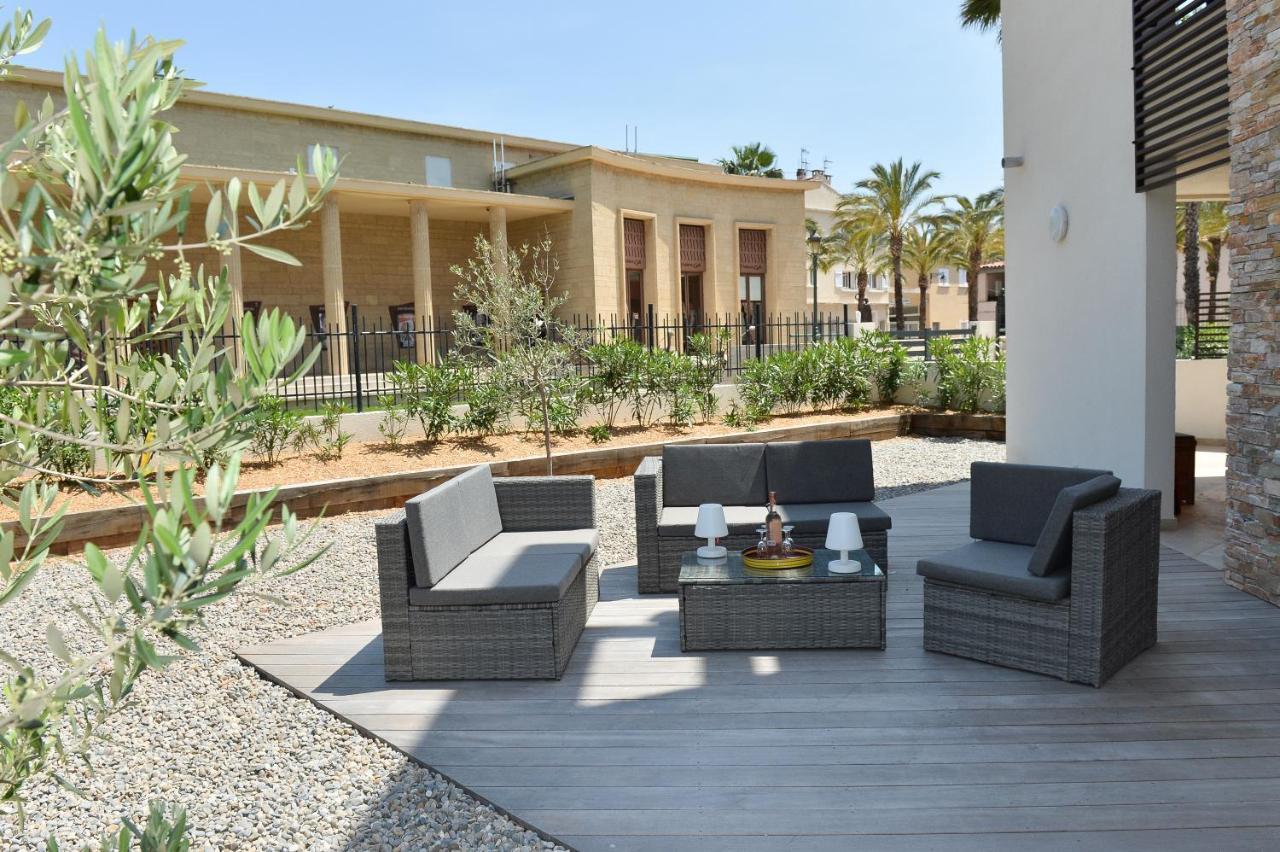Residence Le Jardin D'Eugenie Sanary-sur-Mer Exterior photo